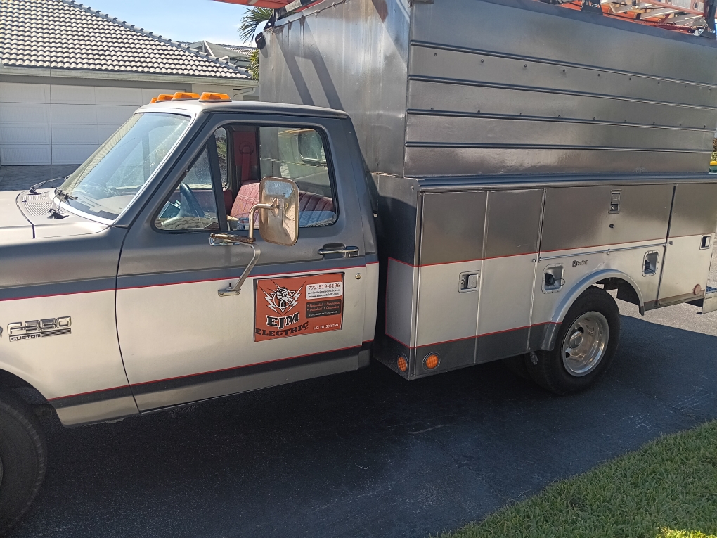 EJM Electric service truck in Melbourne Beach Florida